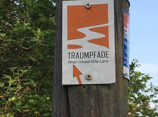 홈스테이 Haus Mittelrhein Rhens